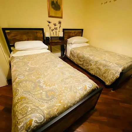 Amici Miei فندق مبيت وإفطار 3*
